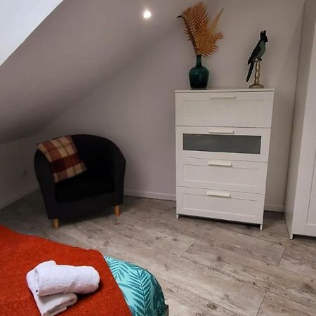 Nalan Orrygeois, Spa, Sauna, Proche Asterix Exteriér fotografie